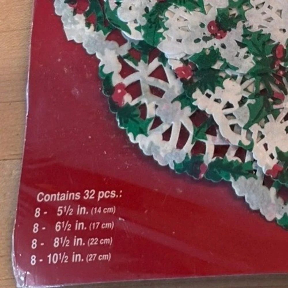 Vintage Christmas Lace Doilies Lot 44pc Party House Poinsettia Beistle Holly